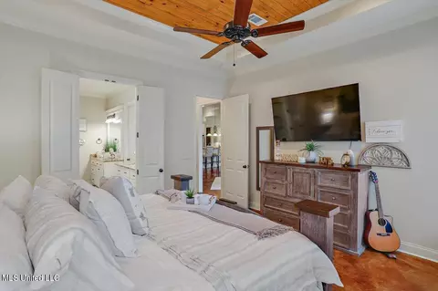 Bedroom - 222 Duclair Ct, Brandon, MS 39042 photo 2 of 4
