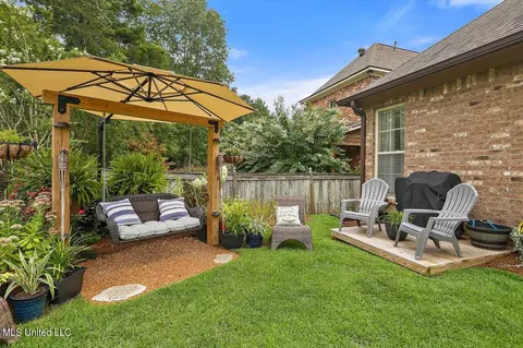 Exterior - 222 Duclair Ct, Brandon, MS 39042 photo 6 of 8