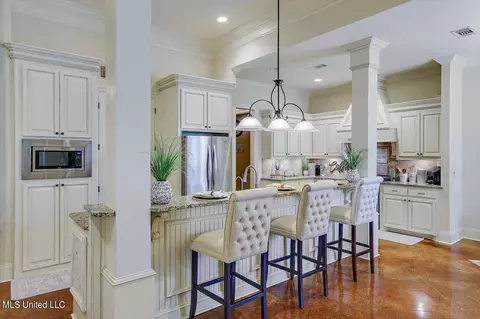 Kitchen - 222 Duclair Ct, Brandon, MS 39042 photo 1 of 4