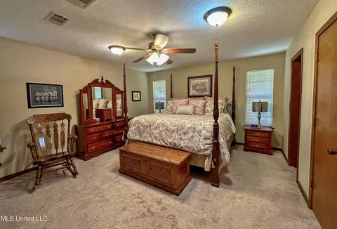 101 Lowe Cir, Clinton, MS 39056 photo 13