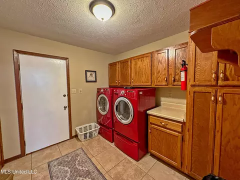 101 Lowe Cir, Clinton, MS 39056 photo 10