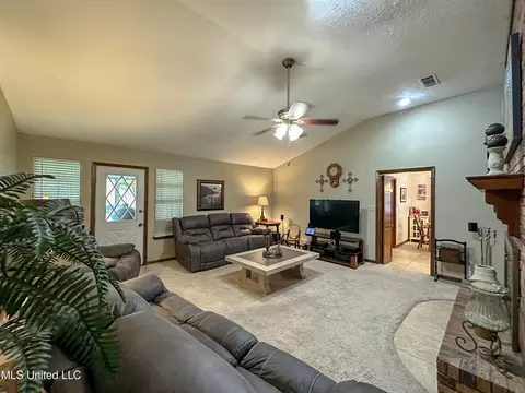 101 Lowe Cir, Clinton, MS 39056 photo 7
