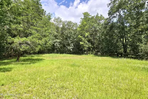 3311 Nathan Hale Ave, Pascagoula, MS 39581