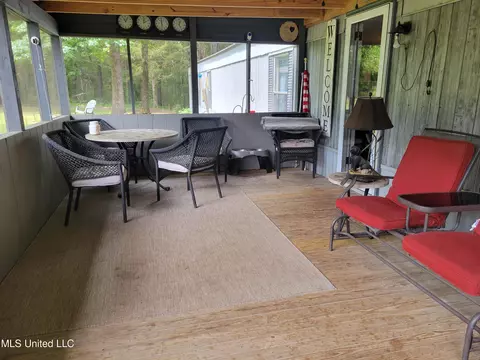 20 County Road 523, Como, MS 38619 photo 5