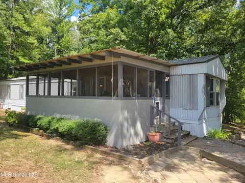 20 County Road 523, Como, MS 38619 photo 2