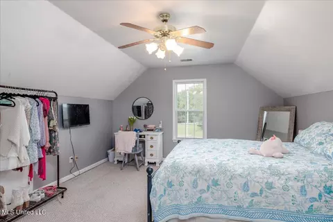 Bedroom - 7340 Alphaba Rd, Coldwater, MS 38618 photo 8 of 9