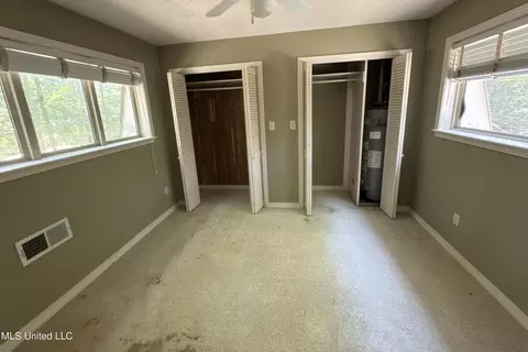 1329 Pine Glen Cir, Forest, MS 39074 photo 5