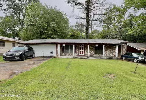 1850 Paden St, Jackson, MS 39204