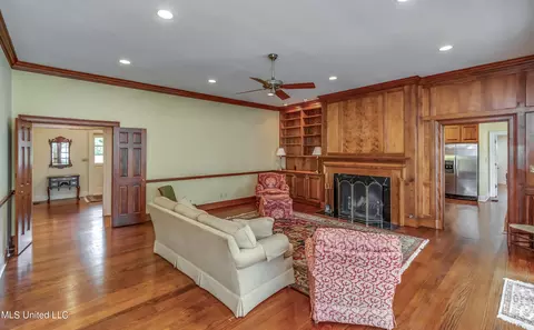 Living - 2063 Brecon Dr, Jackson, MS 39211 photo 5 of 6