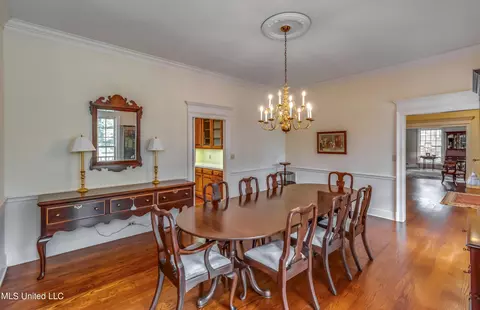Dining - 2063 Brecon Dr, Jackson, MS 39211 photo 2 of 6