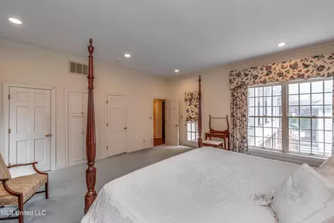 Bedroom - 2063 Brecon Dr, Jackson, MS 39211 photo 4 of 16