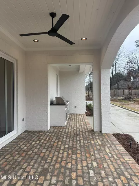 Exterior - 107 Commonwealth Dr, Madison, MS 39110 photo 2 of 2