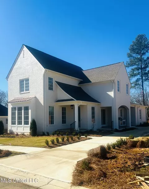 107 Commonwealth Dr, Madison, MS 39110