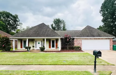 479 Huntington Dr, Byram, MS 39272
