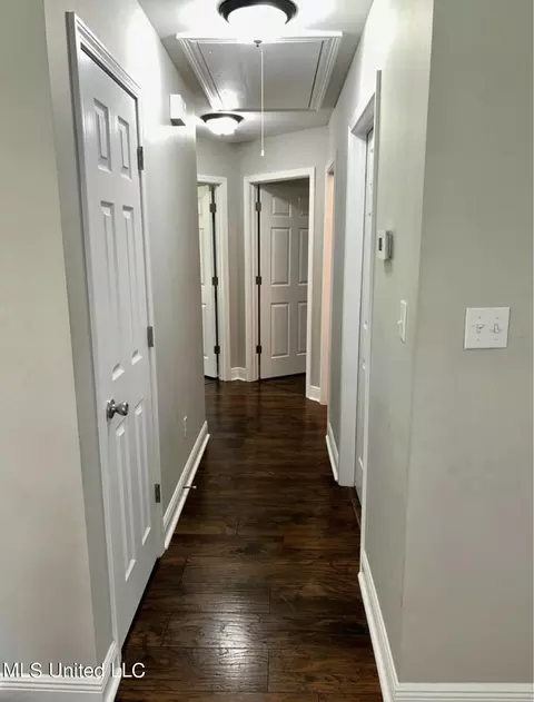 Entry Way - 900 Mitchell St, Picayune, MS 39466 photo 1 of 1