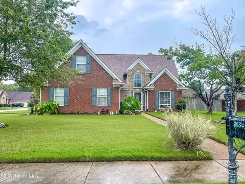 9584 S Meade Cir, Olive Branch, MS 38654