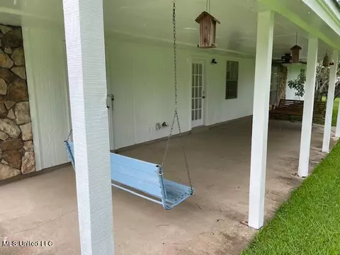 Exterior - 107 Oak Park Dr, Forest, MS 39074 photo 2 of 2