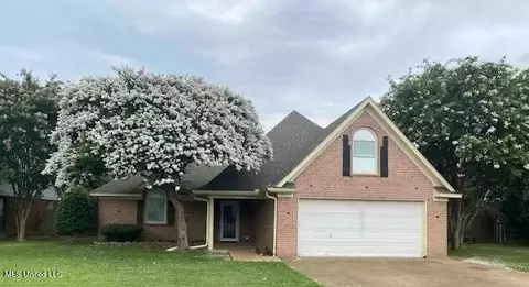 10078 Fox Hunt Dr, Olive Branch, MS 38654
