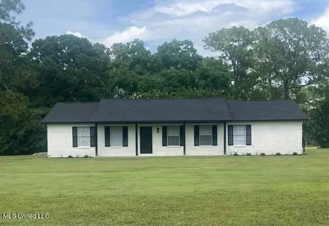 14200 Timber Ridge Dr, Moss Point, MS 39562