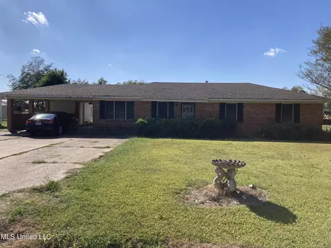 104 Daisy St, Cleveland, MS 38732