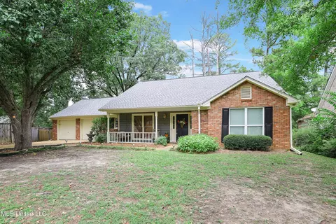 33 Moss Woods Pl, Madison, MS 39110