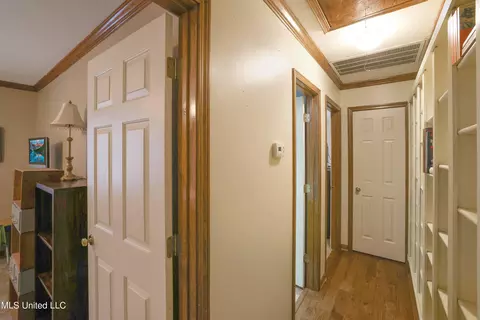 Entry Way - 33 Moss Woods Pl, Madison, MS 39110 photo 4 of 4