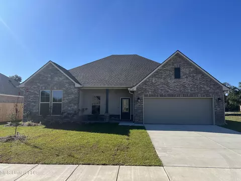 22 Alexandria Grace Dr, Long Beach, MS 39560