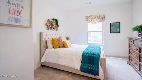 Bedroom - 34 Pine St, Byhalia, MS 38611 photo 4 of 5