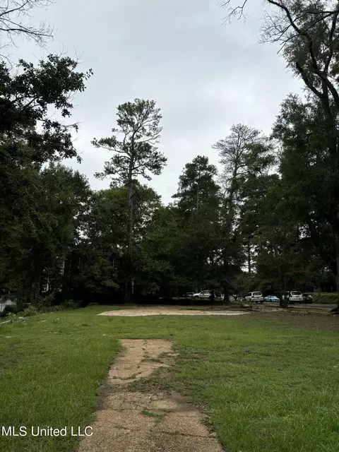 1203 Pinehurst St, Jackson, MS 39202 photo 6