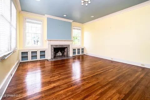 1207 Rosehill Cir, Jackson, MS 39202 photo 3