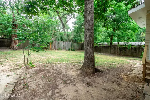 1207 Rosehill Cir, Jackson, MS 39202 photo 25