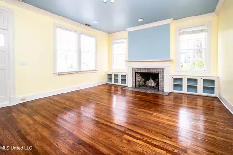 1207 Rosehill Cir, Jackson, MS 39202 photo 5