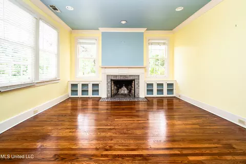 1207 Rosehill Cir, Jackson, MS 39202 photo 4