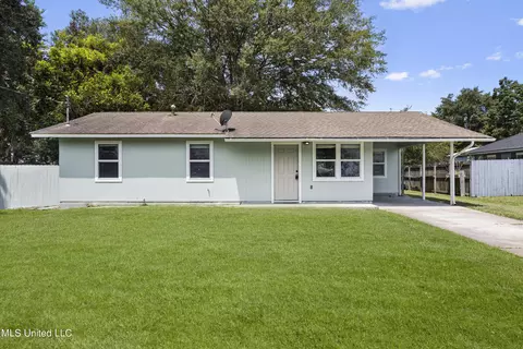 6 Leisha Dr, Long Beach, MS 39560