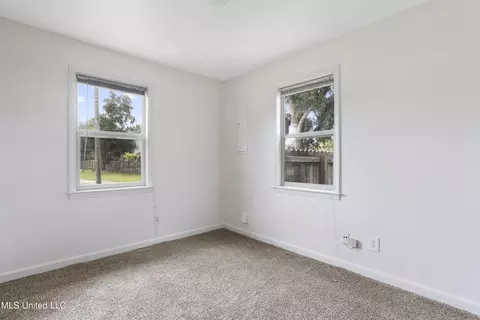 Bedroom - 6 Leisha Dr, Long Beach, MS 39560 photo 3 of 4