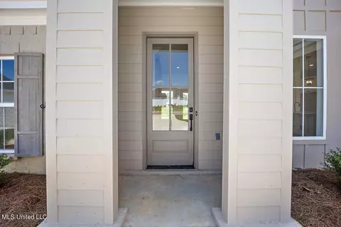854 Glenwild Cir, Canton, MS 39046 photo 2