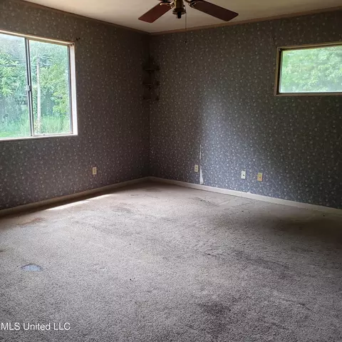 1726 Dianne Dr, Jackson, MS 39204 photo 5
