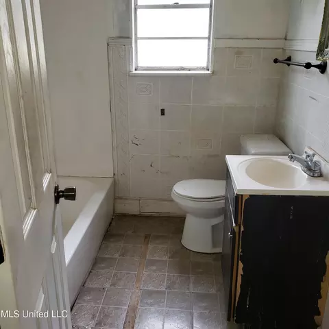 1726 Dianne Dr, Jackson, MS 39204 photo 12