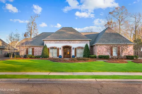 407 Heritage Pl, Flowood, MS 39232