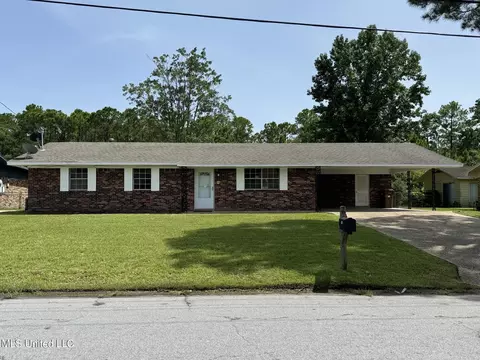 2165 Rustwood Dr, Biloxi, MS 39532