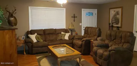 563 Seventh Day Road Rd, Florence, MS 39073 photo 17