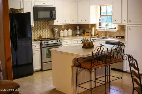 563 Seventh Day Road Rd, Florence, MS 39073 photo 7