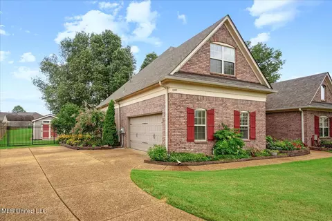 7377 Wallingford Dr, Olive Branch, MS 38654 photo 2