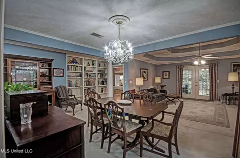 Dining - 523 Brookstone Dr, Madison, MS 39110 photo 2 of 2