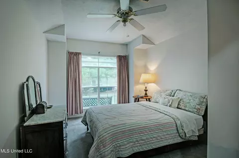 Bedroom - 523 Brookstone Dr, Madison, MS 39110 photo 1 of 7