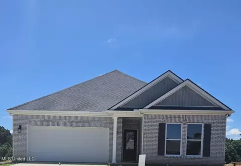 62 Fitts Dr, Byhalia, MS 38611
