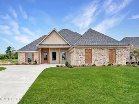 910 Brunswick Ct, Flowood, MS 39232