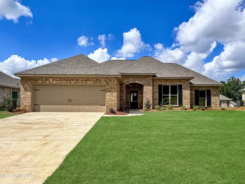 750 Magnolia Point Cir, Pearl, MS 39208
