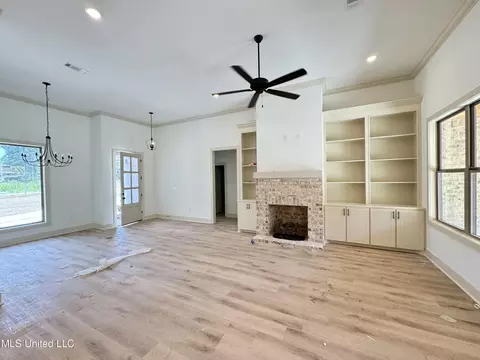 1037 Mullican Rd, Florence, MS 39073 photo 2
