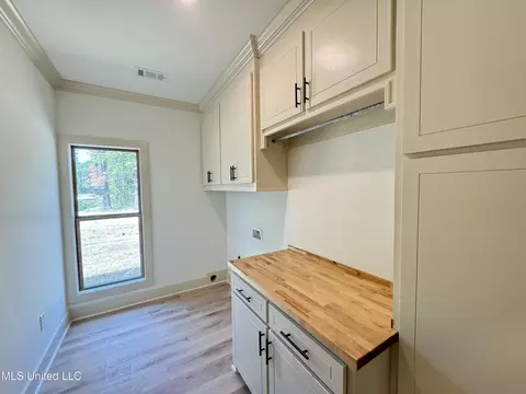 1037 Mullican Rd, Florence, MS 39073 photo 9